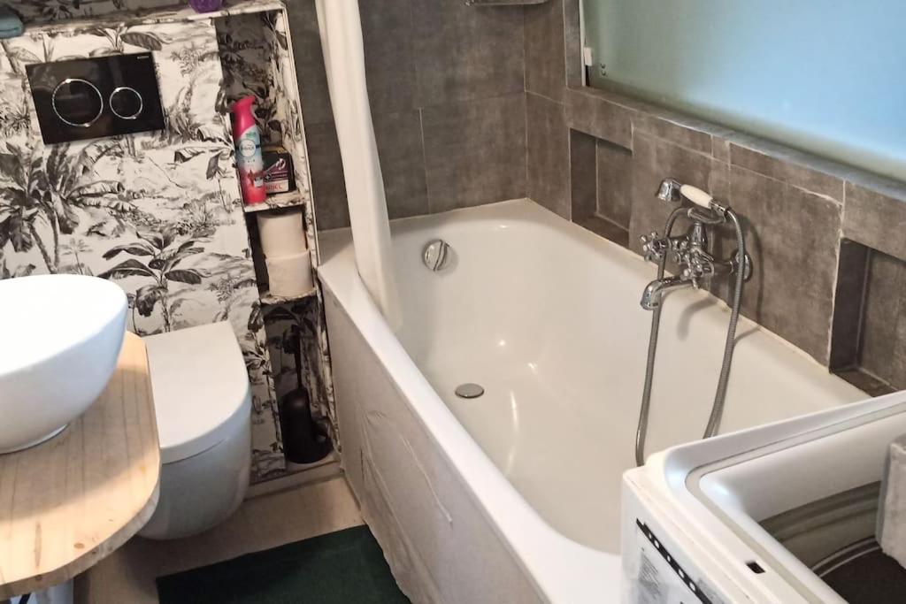 Studio Fonctionnel Et Cosy Apartment Gentilly Bagian luar foto